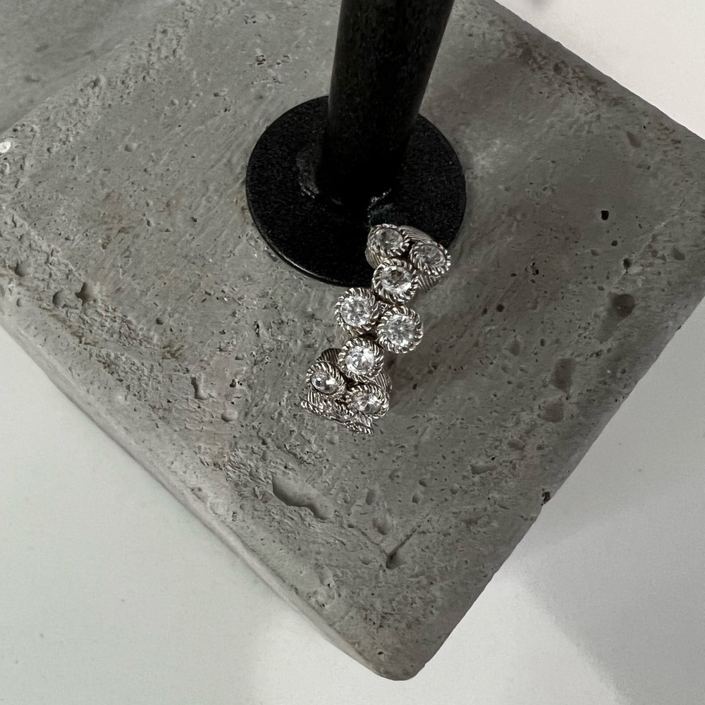 JUDITH RIPKA  SIZE 7 RING - Picture 6 of 11